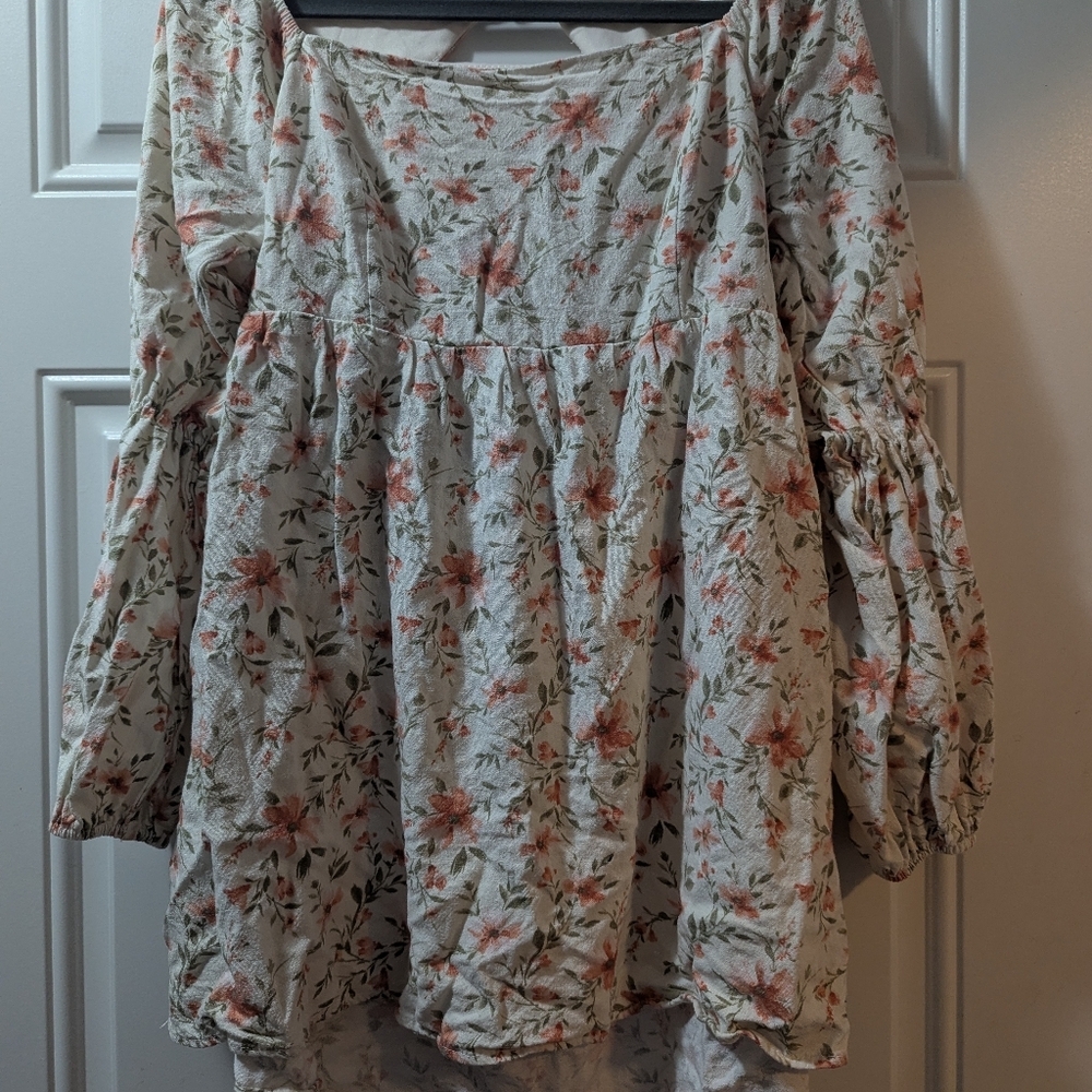 Lush Tie-Back Floral Top, Size Medium - Picture 2 of 14